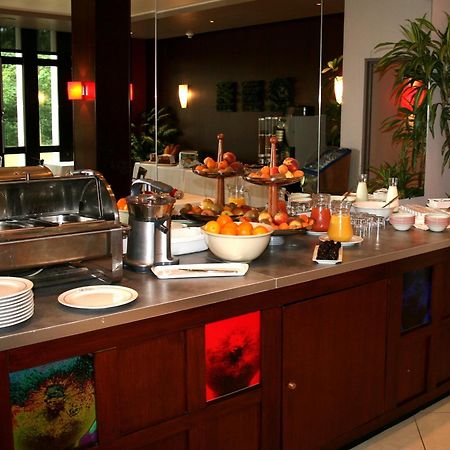 Le Grand Monarque Hotel Melun Kültér fotó