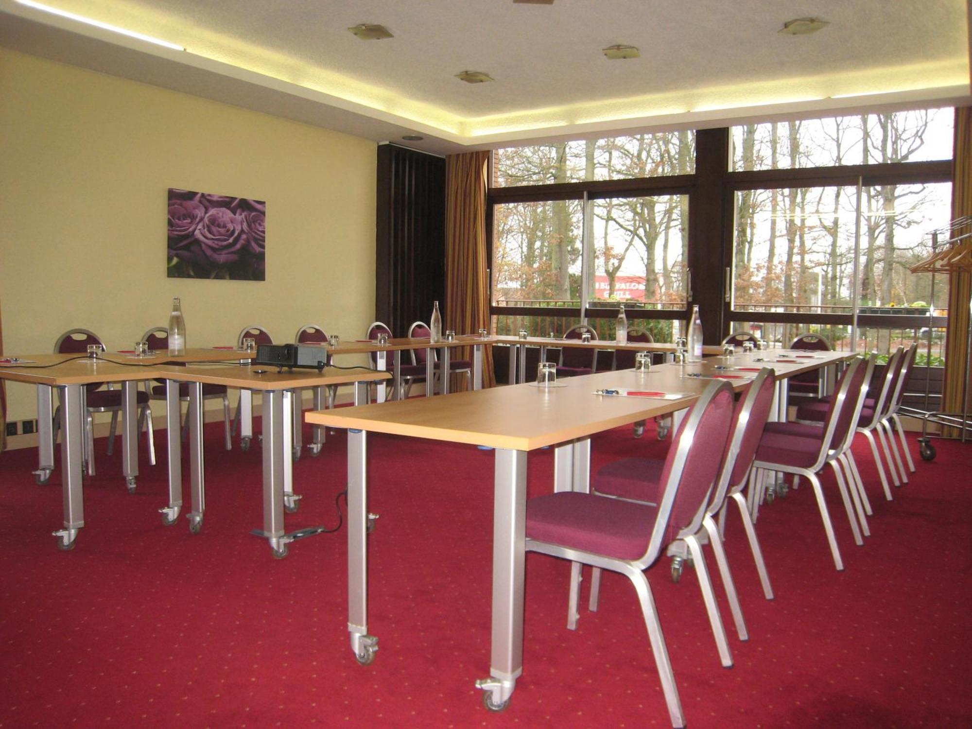 Le Grand Monarque Hotel Melun Kültér fotó