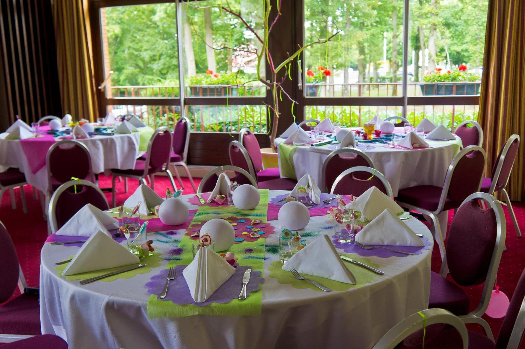 Le Grand Monarque Hotel Melun Kültér fotó